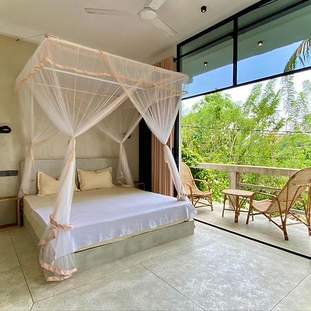מלון מידיגמה איסט Lotus Surf House מראה חיצוני תמונה